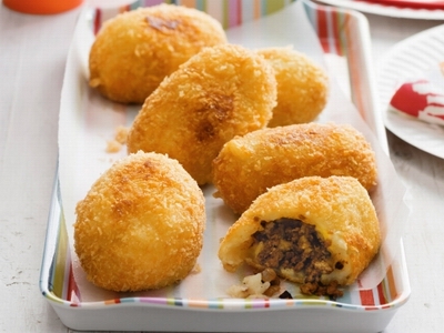 Potato and beef croquettes