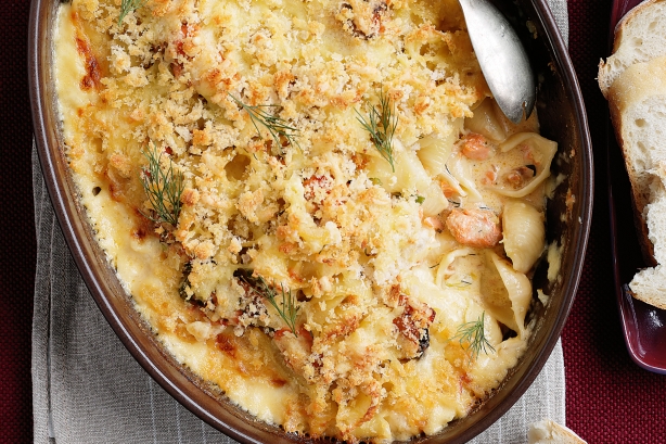 Salmon and lemon pasta bake