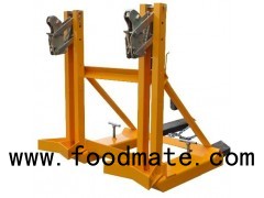 Fork Mounted Drum Grabber To Handle One Or More Oil Drum At The Same Time